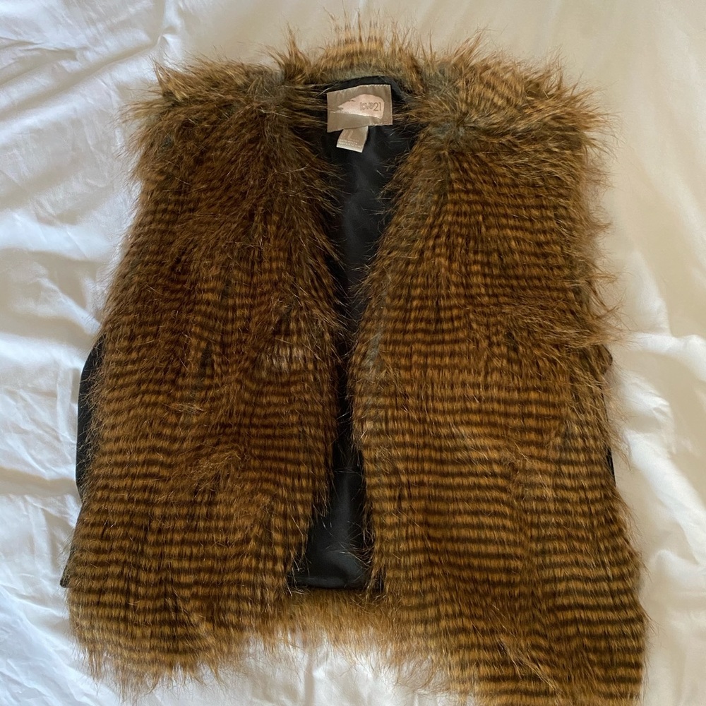 Fur vest